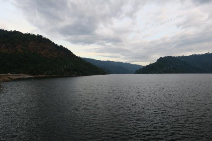  Khun Dan Prakan Chon Dam 